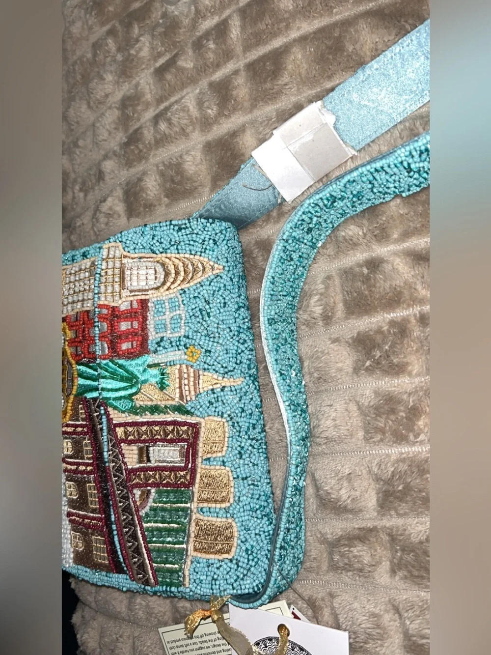 NWT Beaded - From india to you - NYC City Landmark Shoulder Bag